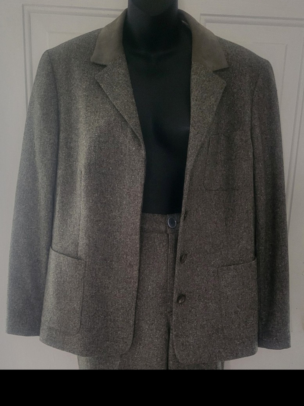 Escada Sport Women's Light Green Pant Suit Wool Blend Tweed US 10/EU 40